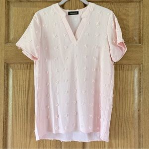 5/$15 Fantaslook Light Pink Top with Textured Spots Medium